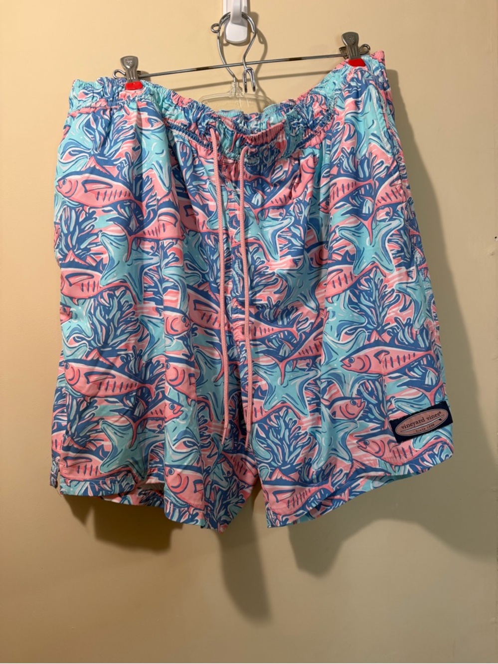Vineyard Vines Pastel Tropical Fish Swim Trunks Men’s Size XL TALL